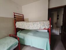 DUE COPPIE DI LETTI A CASTELLO USATI COLORE ROSSO