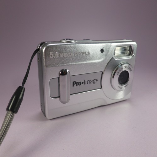 Fotocamera digitale compatta
