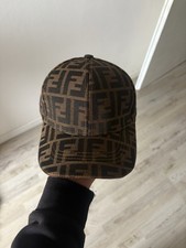 Cappello Fendi Marrone
