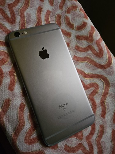 Iphone plus space gray - 6s,