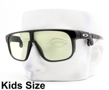 Occhiali da sole Oakley Youth