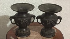 SPLENDIDA COPPIA DI  ANTICHI VASETTI-ANFORETTE BIANSATE CINESI IN BRONZO