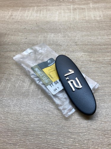 7700424267 fender model - ,