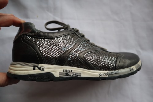 Dark pewter gray - dark,