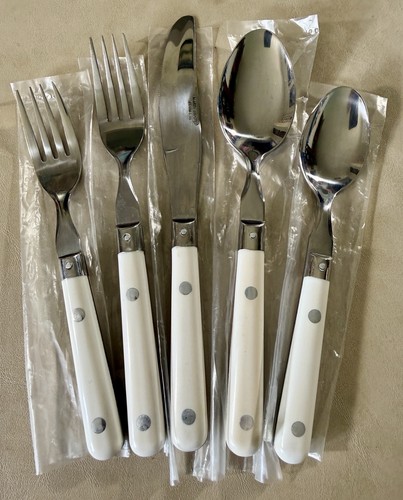 One pezzi set posate - one, di