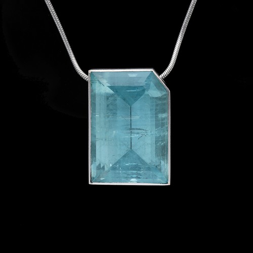 Collana con ciondolo - , 20,00
