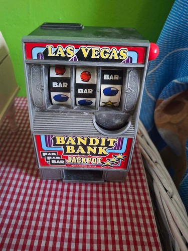 Salvadanaio slot machine - salvadanaio,