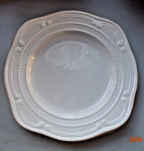 Grand buffet salatier - 2, ~