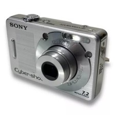 Sony Cyber-shot DSC-W70 7,2 MP 3x fotocamera digitale ottica vintage - 100% funzionante