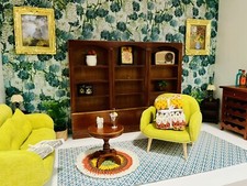 Casa delle bambole vintage in