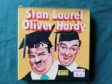 SUPER 8 B/N - STANLIO E OLLIO  '' OPERAI A GIORNATA ''