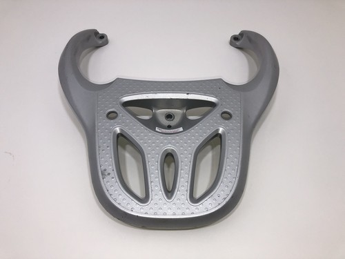 Rear handle bracket trunk