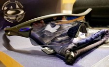 - Oakley Radar Path / Carbon /