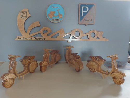 Modellino vespa legno - vespa,