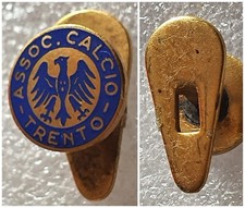 Distintivo CALCIO ⚽️ TRENTO spilla Trentino Alto Adige pin SMALTO piedino 