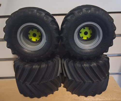 Pneumatico monster truck - pneumatico,