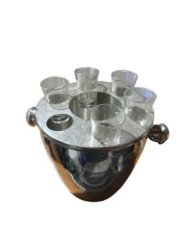 Servizio bottiglie vintage