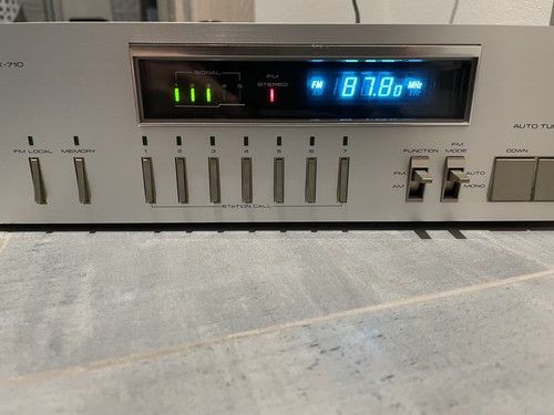 Radio 710 pioneer - 710,