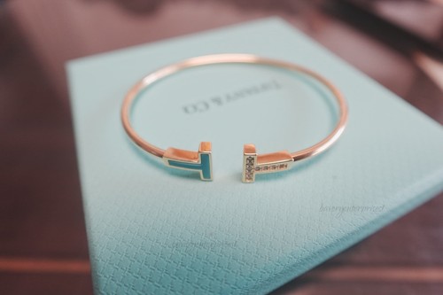 Nuovo.Bangle