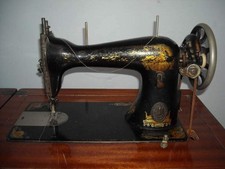Macchina da cucire Singer a