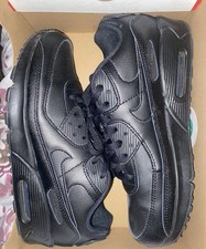 black Nike Air Max 90