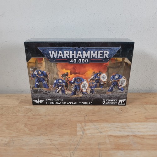 Warhammer 40k space marines - space,