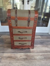 Baule portaoggetti in legno