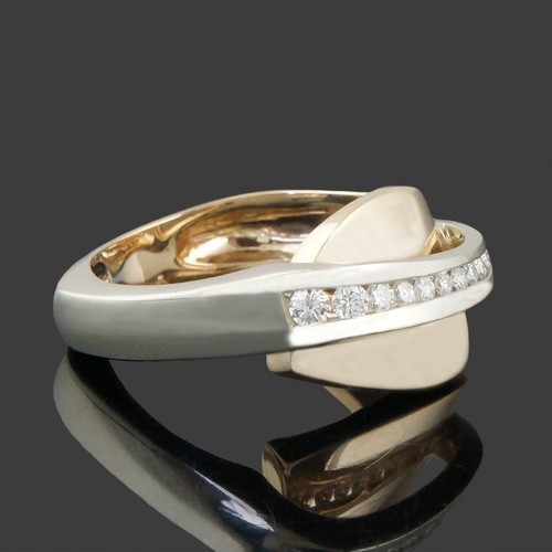 Anello modernista bicolore - , oro