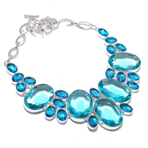 Collana con pietre preziose