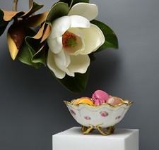 Bol à macarons en porcelaine