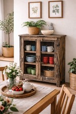 Piccola vetrina in legno