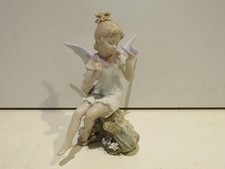 FATINA CON FARFALLA SU TRONCO IN FINE PORCELLANA MORENA fata fiori vintage di