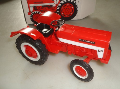 Ancien rare tracteur - ancien,