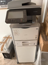 Stampante completa di cassetto