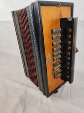 Antica fisarmonica organetto