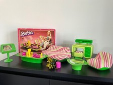 Barbie Dream Furniture Living Room 1977 con scatola per sofa e table.