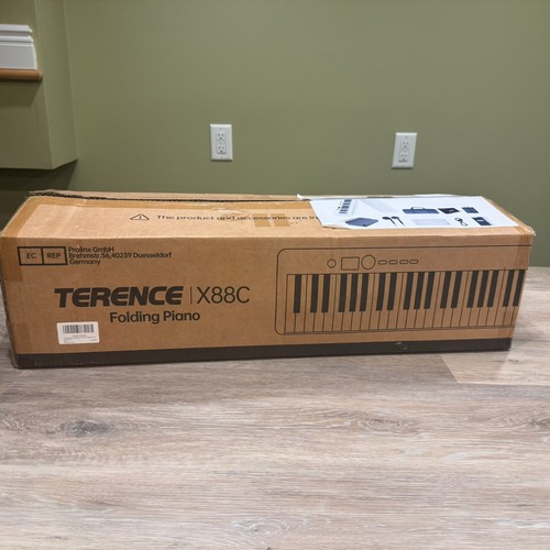 Nib terence x88c folding piano - nib,