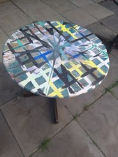 Un'espressione: la tavolozza dei pittori tavolo circolare dipinto a mano