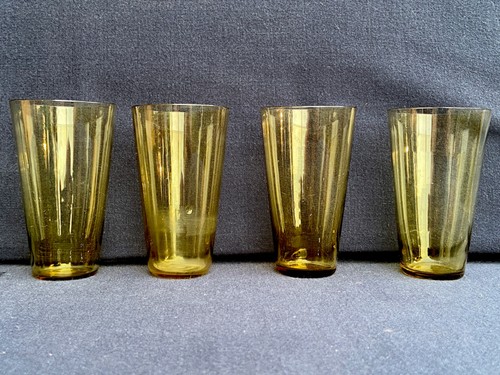 Set bicchieri in - set,