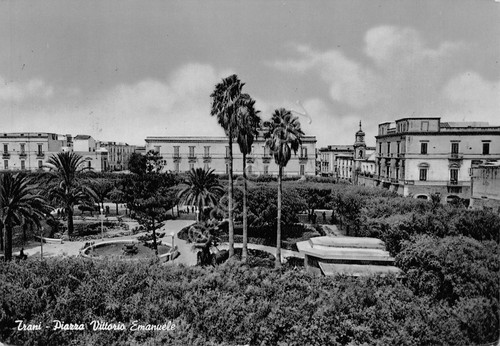 Cartolina trani piazza - cartolina, vittori