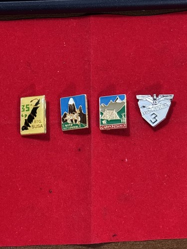 Distintivi alpini - distintivi, =