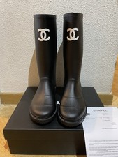 CHANEL Black Quilted Leather