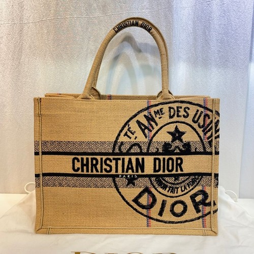 Dior new condition book - new,