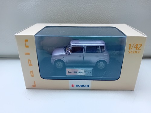 Modellino auto suzuki - 1/42,