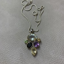 Ciondolo e catena serpente in