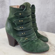 Jeffrey Campbell ELLIERAY Size