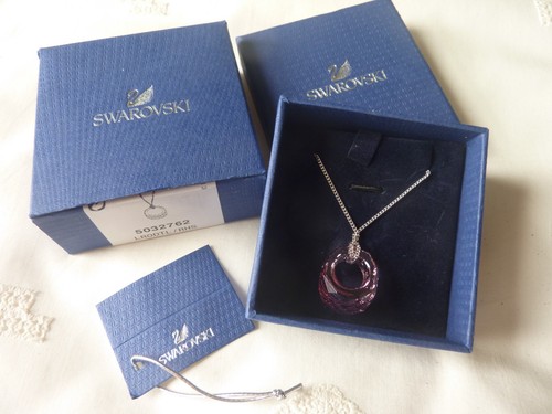 Collana con ciondolo bambino