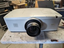 Proiettore SANYO PLC-XM100L 5000 ansi  (uguale EIKY LC-XL100 e CHRISTIE LX505)