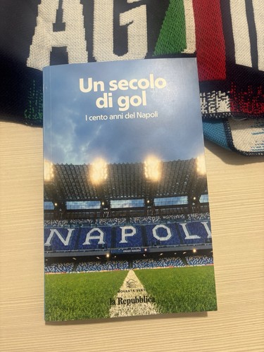 Libro secolo goal - un,
