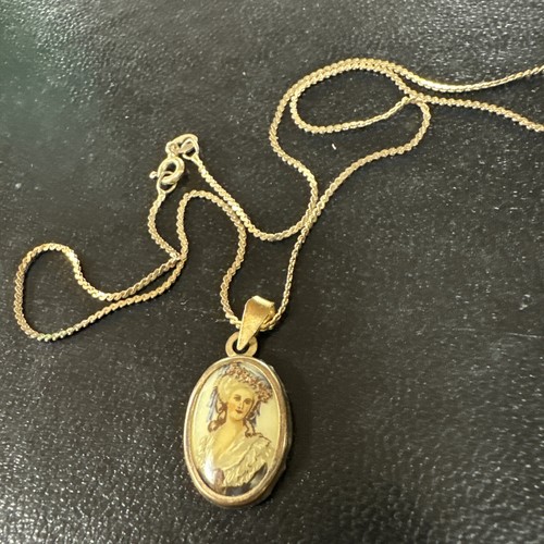 Collana con ciondolo vintage - con,